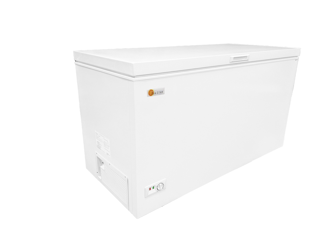 Sunstar 15 CU Ft Freezer with Lid Closed, Angled